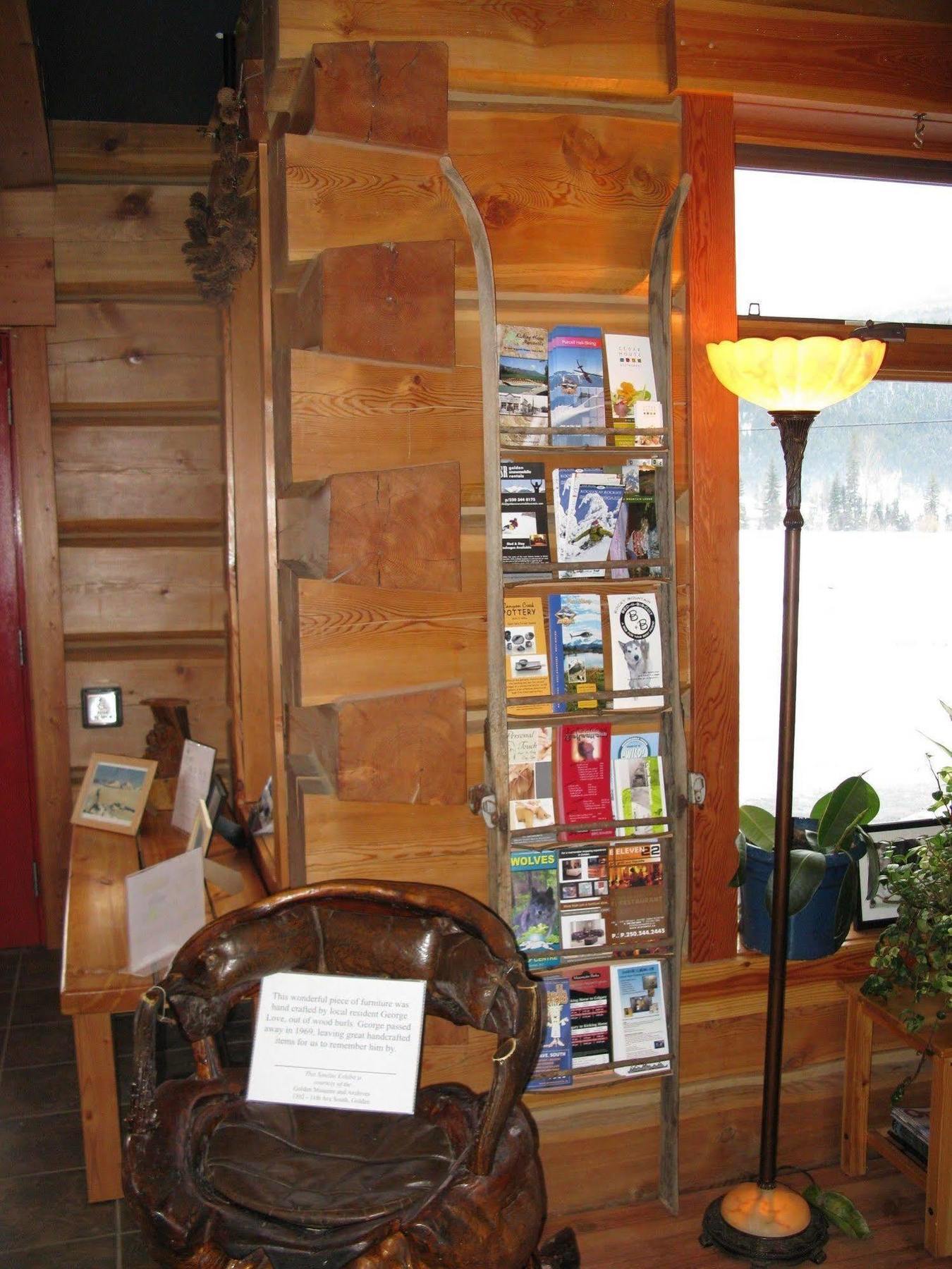 Basecamp Lodge Golden Lodge *